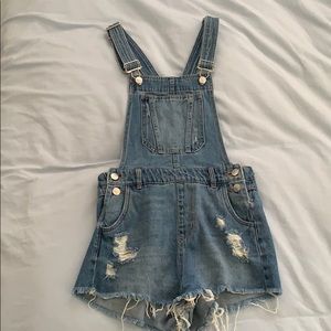 H&M (Divided) Short Overalls